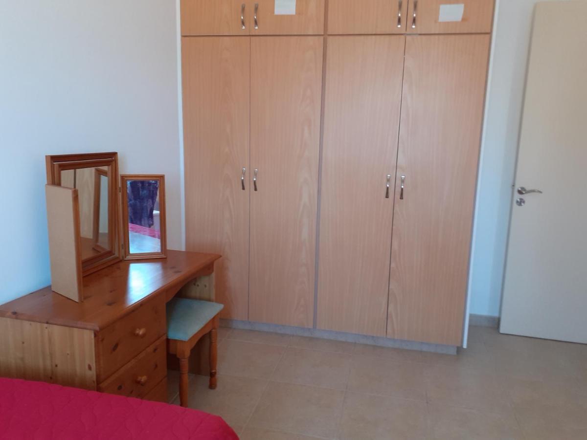 Вілла Beautiful 2-Bed House In Мандрія Екстер'єр фото