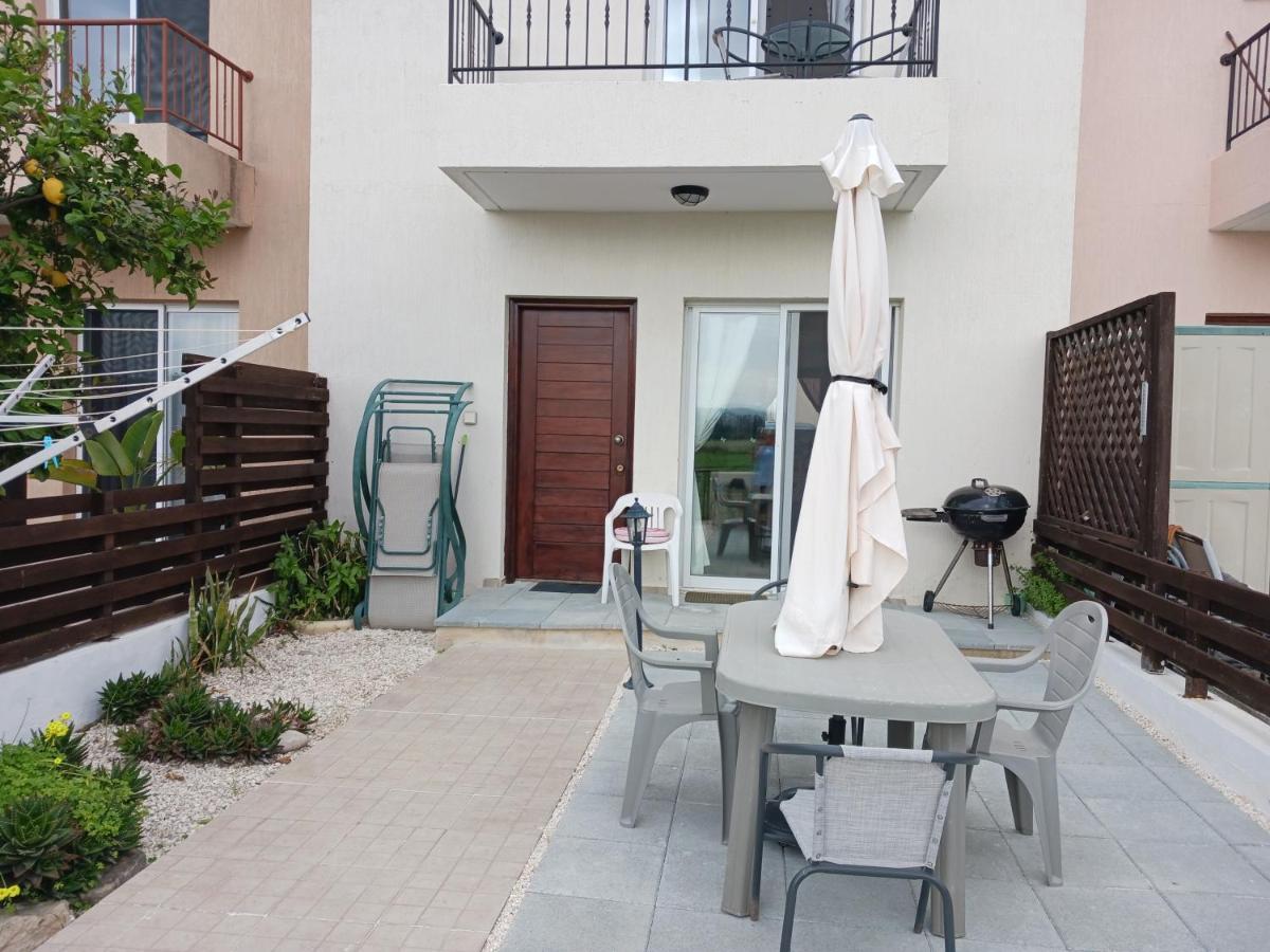 Вілла Beautiful 2-Bed House In Мандрія Екстер'єр фото